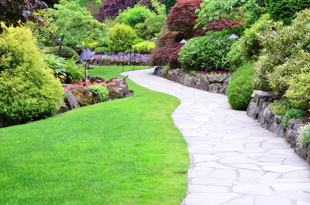 faire une belle allée de jardins